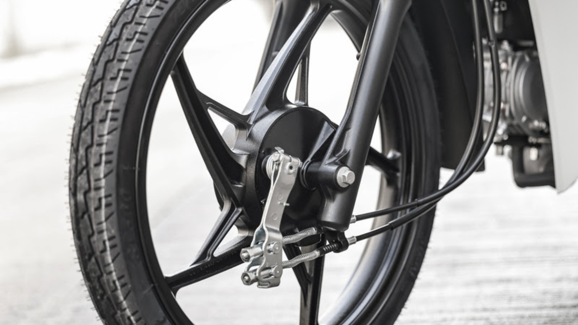 Honda Biz 125 2027 (1)