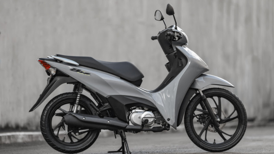 Simples e barata: Honda Biz representa há 28 anos o que o brasileiro pode pagar