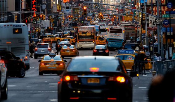 ‘Apressadinhos’ terão que instalar limitadores de velocidade em seus carros em Nova York