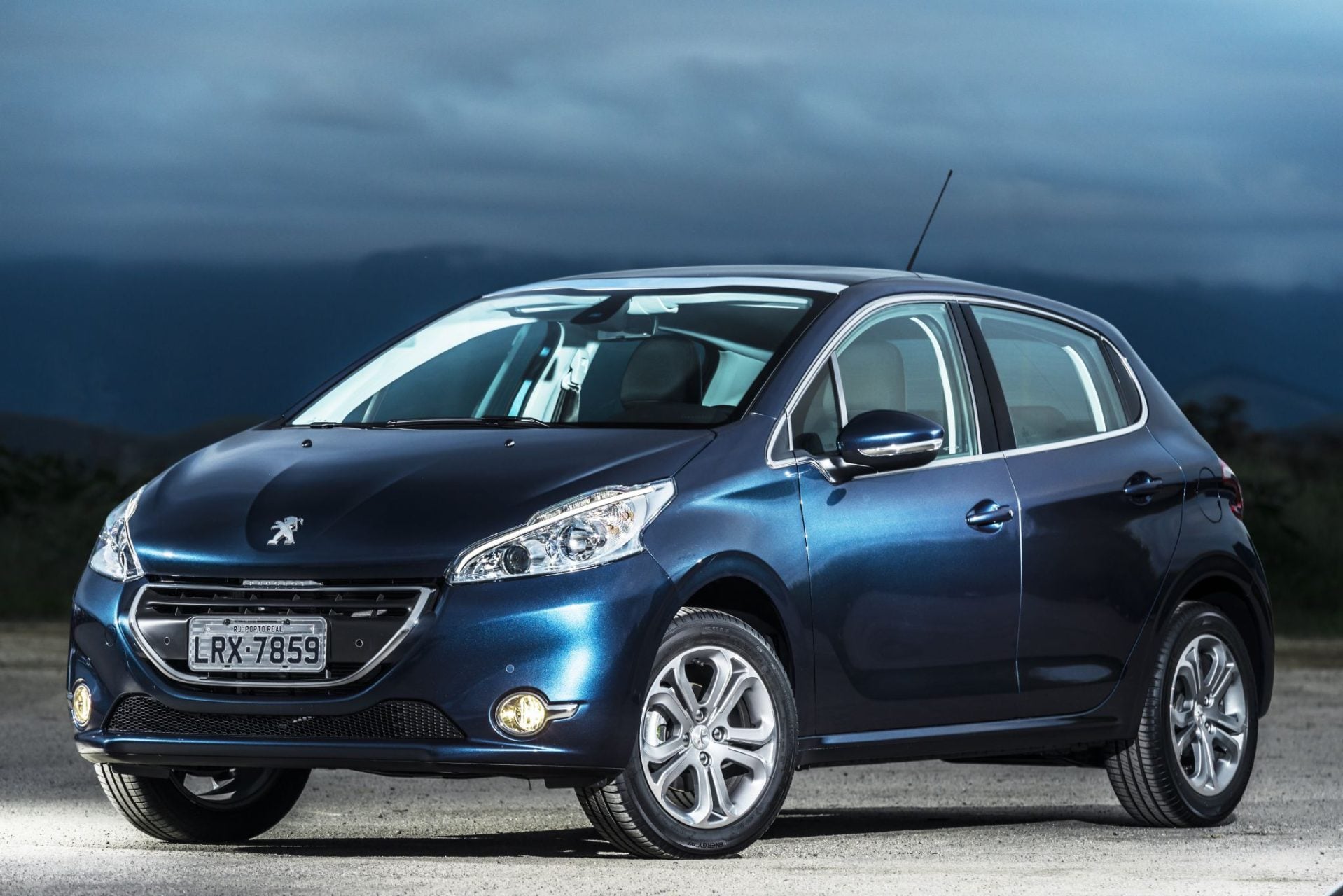 peugeot 208 2013 2016