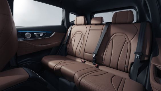 T7 PHEV INTERNA BANCOS TRASEIROS 2
