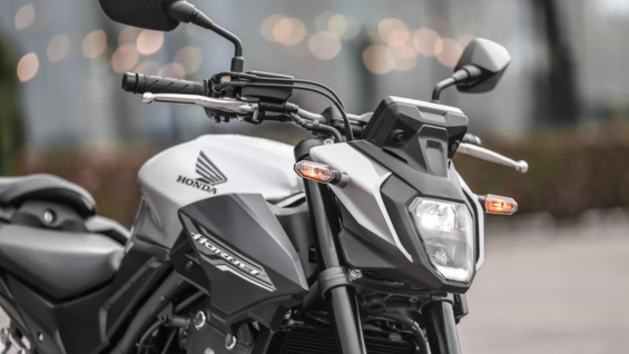 Honda CB500 Hornet (3)