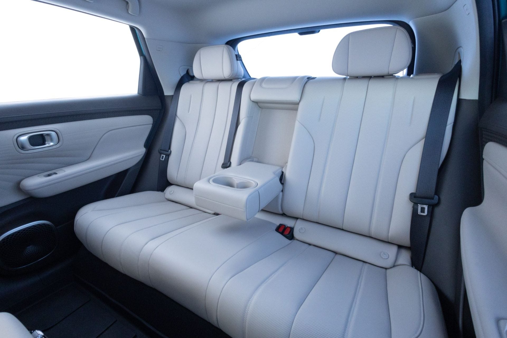 GAC Aion UT Elite interior banco traseiro (3)