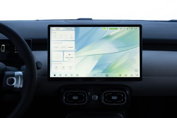 GAC Aion UT Elite interior central multimídia