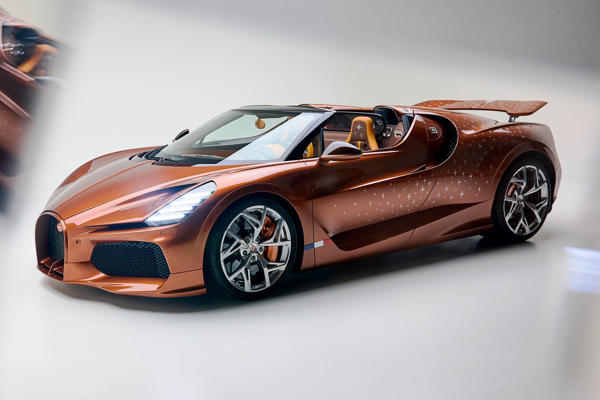 Este Bugatti único guarda “O Pequeno Príncipe” num detalhe que só aparece a 400 km/h