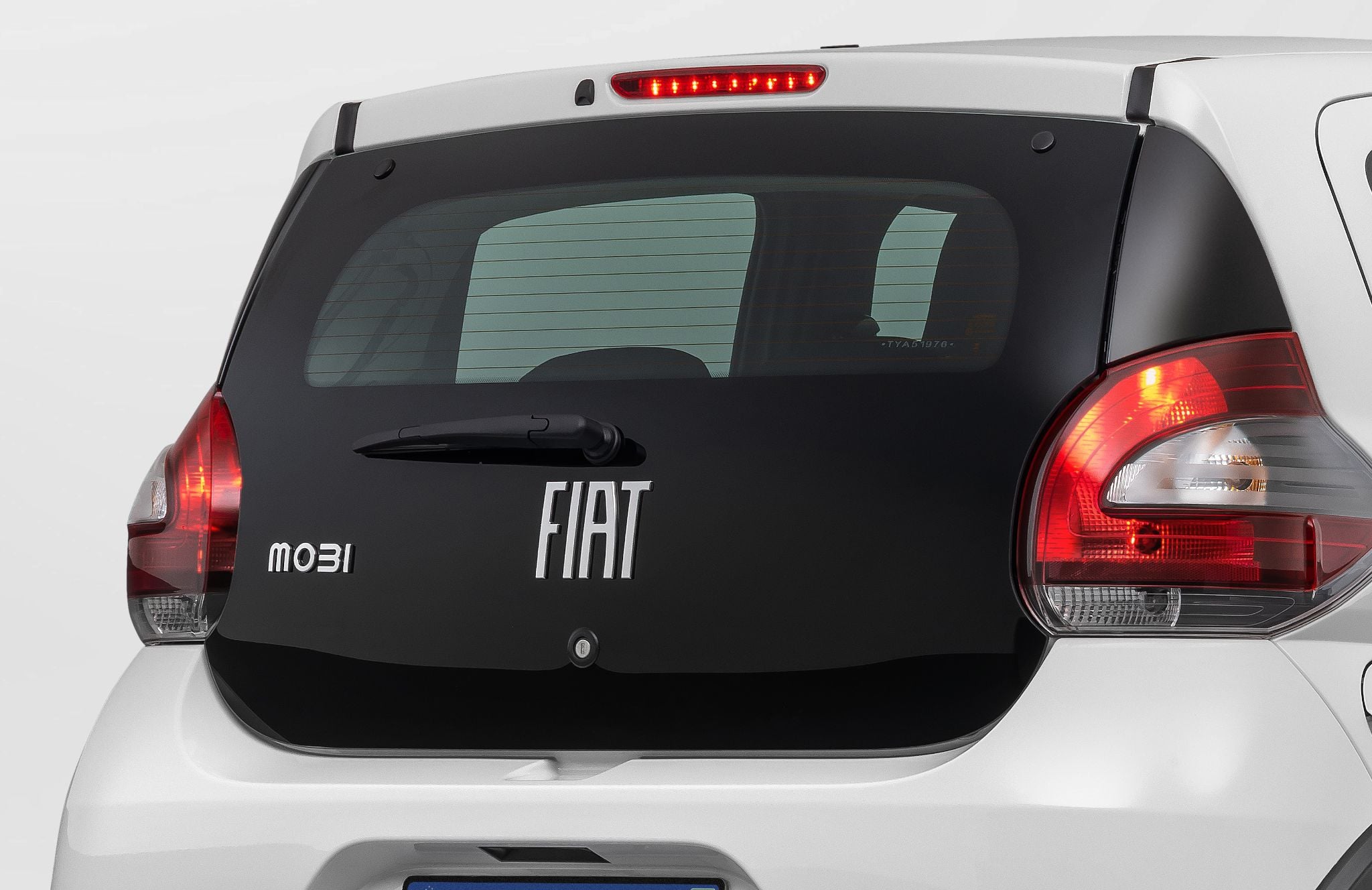 fiat mobi like 2026 branco limpador traseiro