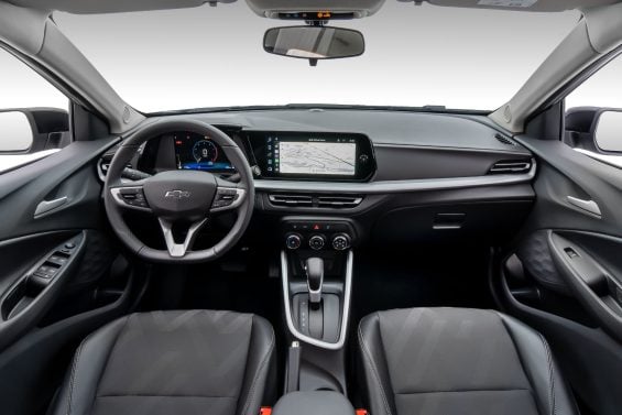 Chevrolet Onix Activ 2027 interior painel