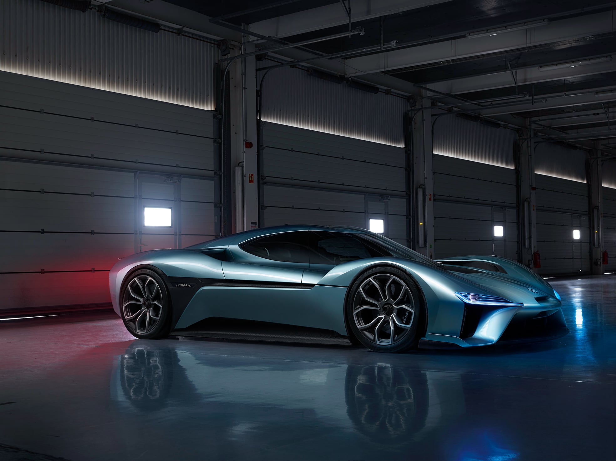 nio ep9 frente parado