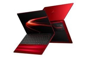 HP Limited Edition Scuderia Ferrari AI PC WhiteBG (1)
