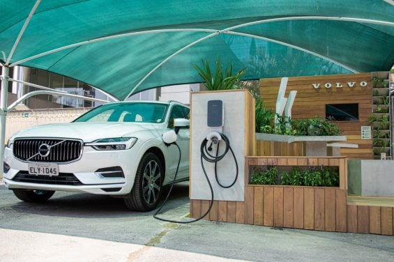 Volvo encerra serviço de recargas gratuitas para carros elétricos no Brasil