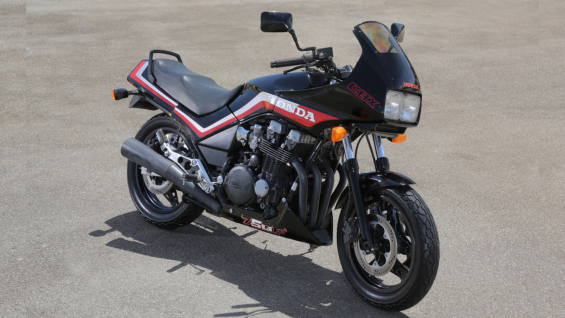 Carros clássicos viraram moda, mas e as motos antigas? Onde estão?