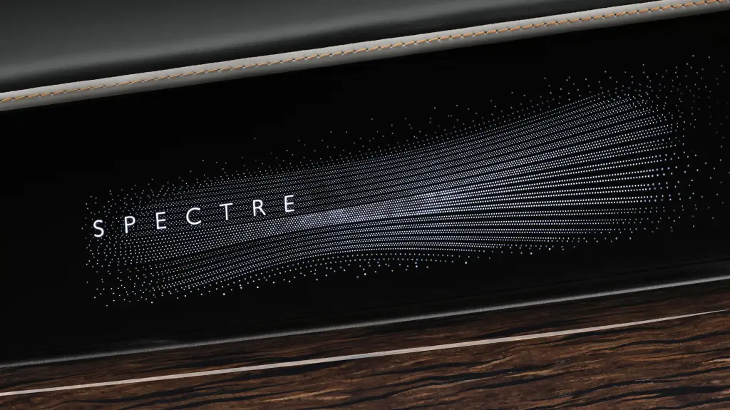 Rolls Royce atualiza Spectre e amplia autonomia do cupê elétrico de luxo 5