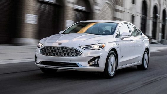 Fim dos sedãs foi a melhor decisão, afirma executivo da Ford
