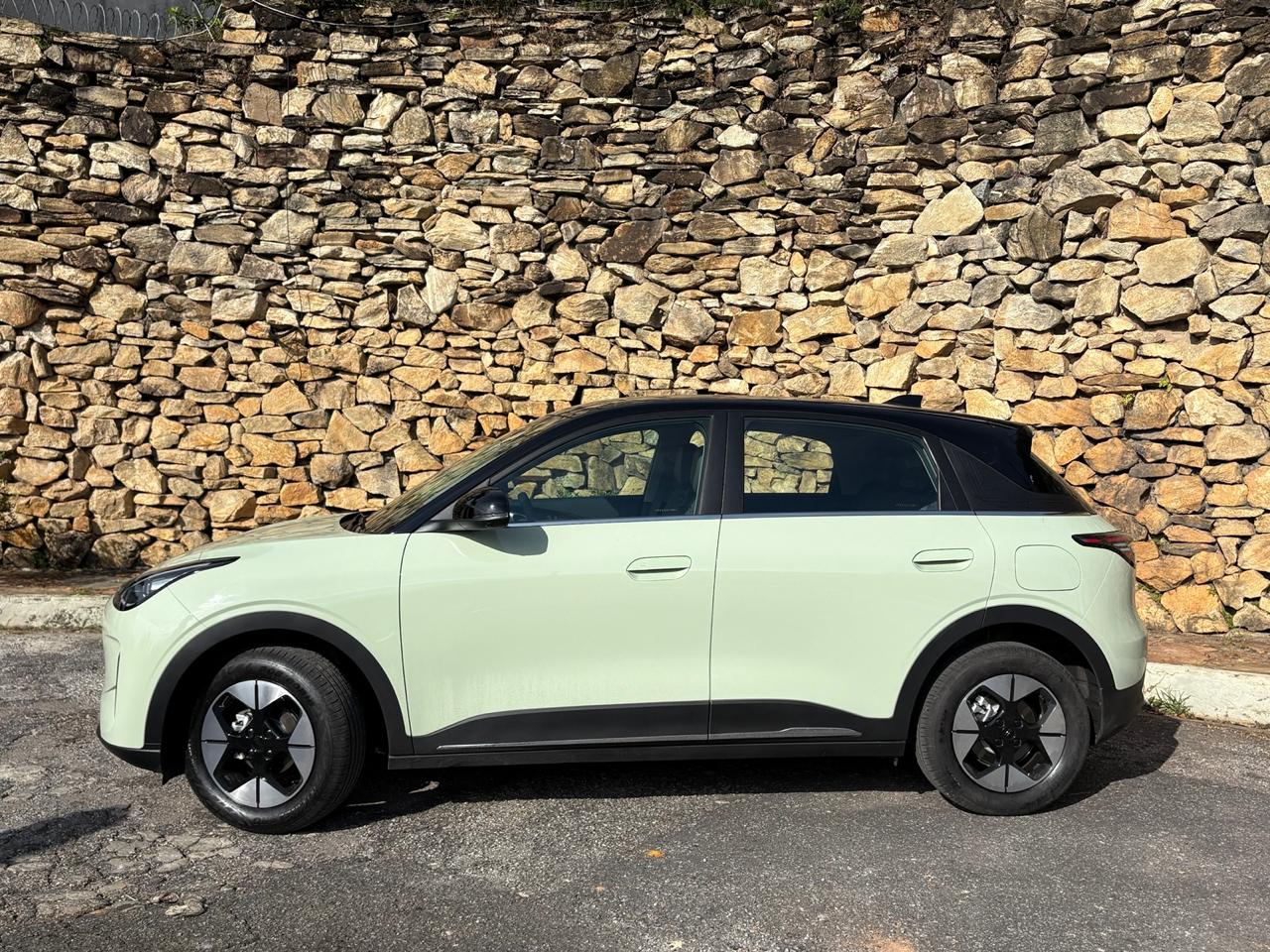 GEELY EX2 MAX 2026 VERDE FRENTE LATERAL TRASEIRA (1)