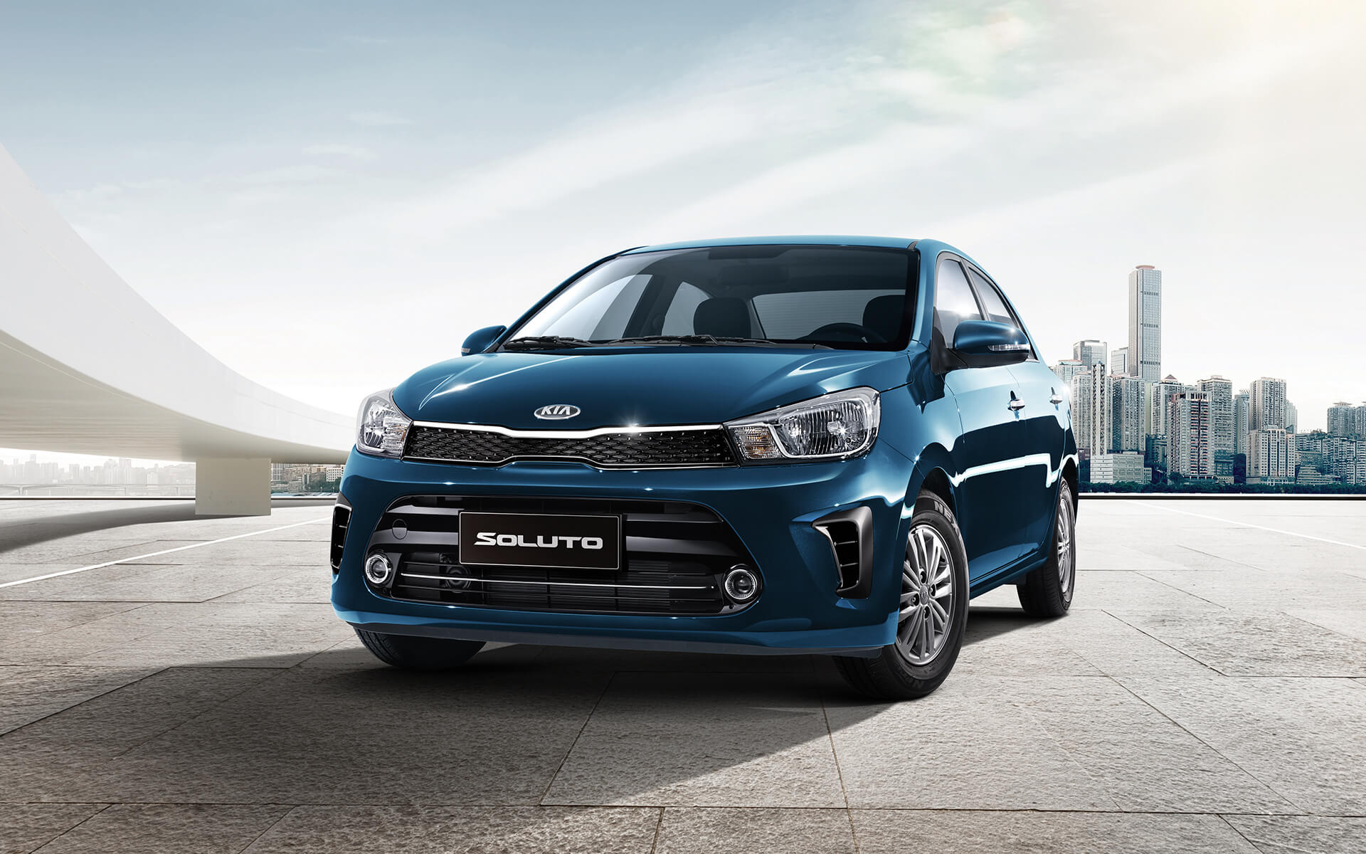 kia soluto azul frente parado