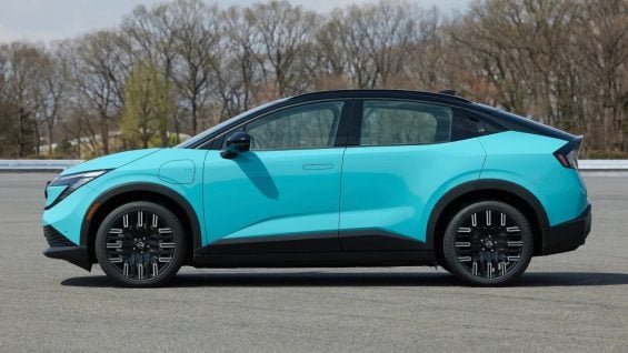 Mitsubishi Eclipse Sportback EV (1)