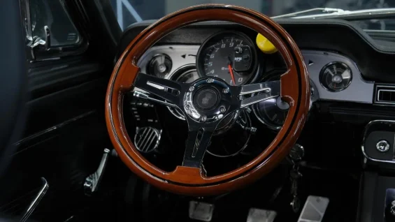 Réplica do lendário Mustang Eleanor do filme 60 Segundos é colocada à venda por quase US$ 600 mil 9
