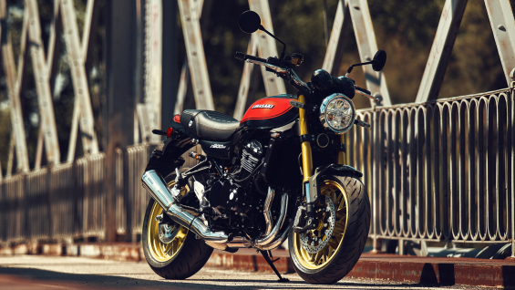 Kawasaki lança Z900RS 2027 com mais eletrônica e três versões