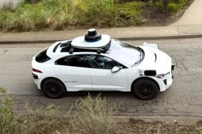 Ladrão usa robotáxi da Waymo como carro de fuga e escapa sem ser identificado