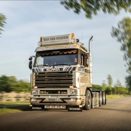 Scania 113 de volta? ‘Restomod’ põe cabine clássica em chassi moderno