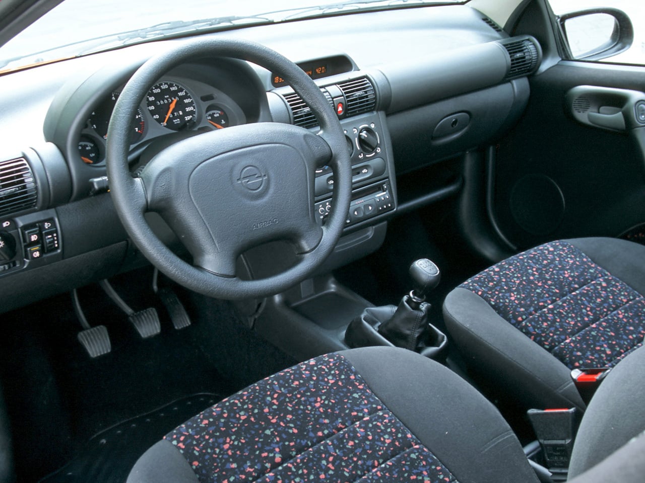 CHEVROLET TIGRA 1998 INTERIOR PAINEL CHEVROLET TIGRA 1998 INTERIOR PAINEL