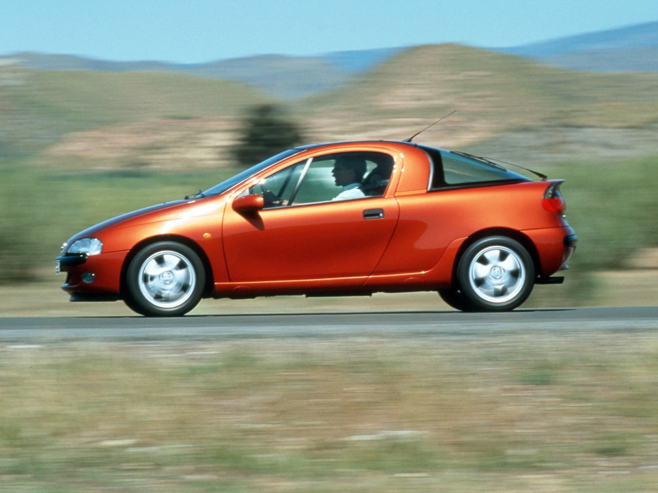 CHEVROLET TIGRA 1998 FRENTE TRASEIRA MOVIMENTO INTERIOR PERFIL CHEVROLET TIGRA 1998 FRENTE TRASEIRA MOVIMENTO INTERIOR PERFIL