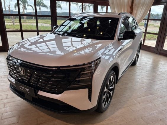 Caoa Changan CS75 estreia em versão única por R$ 199.990