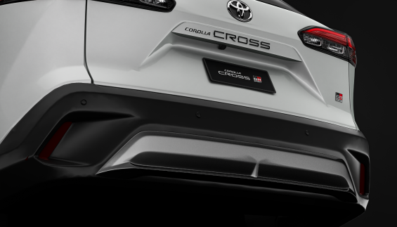Toyota Corolla Cross GR Sport 2027 branco lunar para choque traseiro