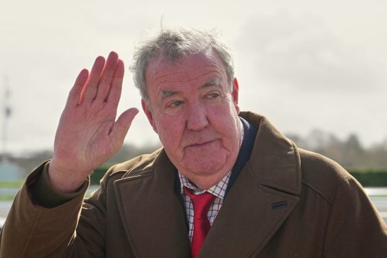 Jeremy Clarkson, ex-Top Gear, revela estar com câncer de próstata “agressivo”