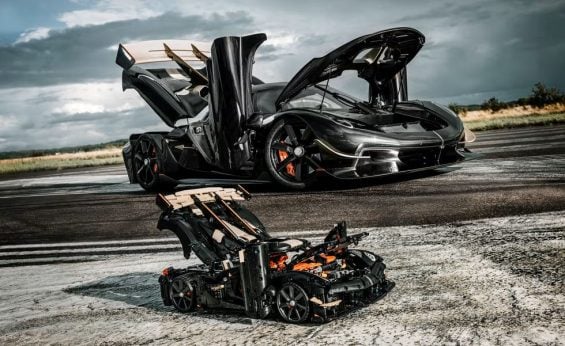 Lego revela Koenigsegg Sadair's Spear seu maior supercarro Technic já produzido
