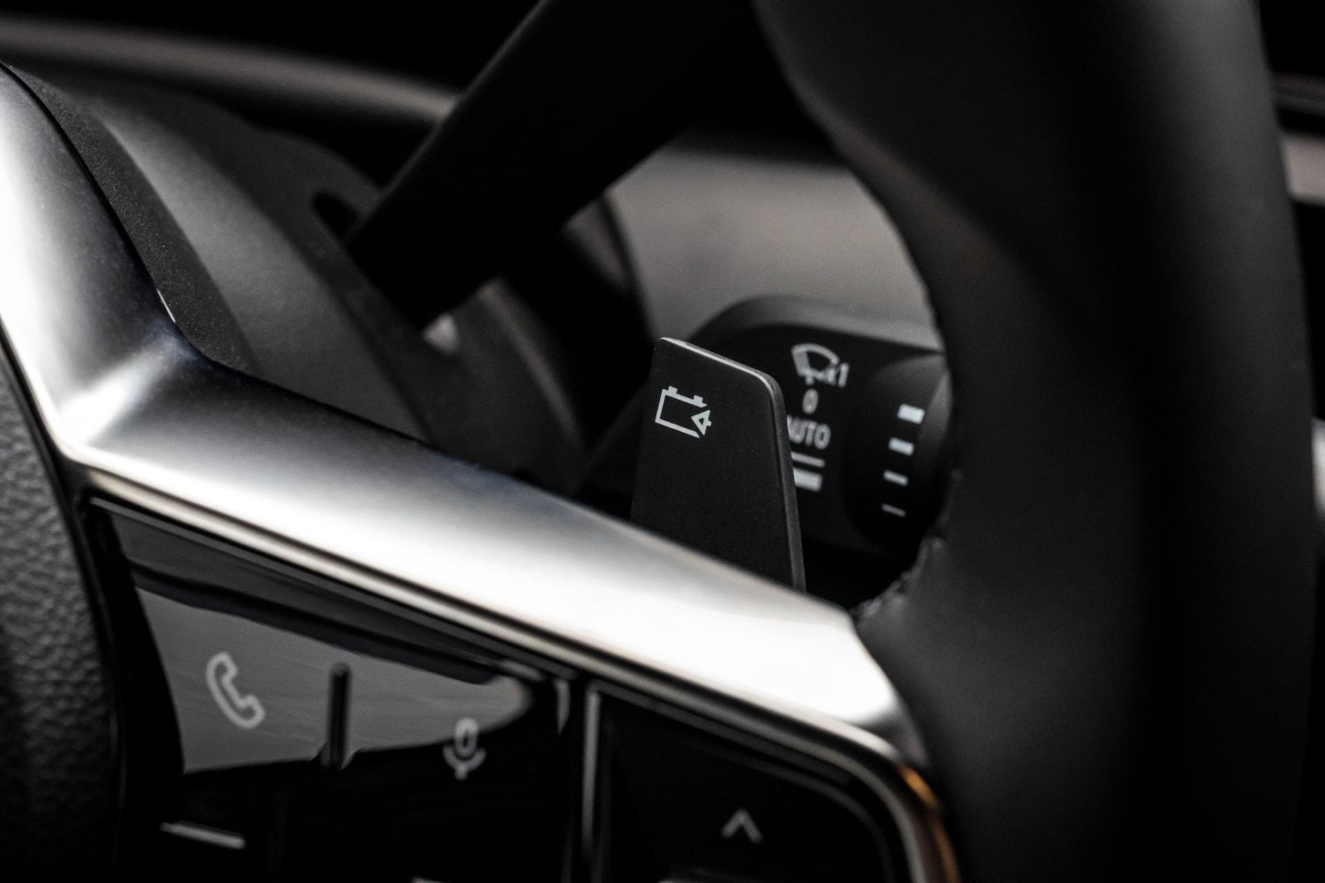 renault megane e tech electric aleta volante regeneração