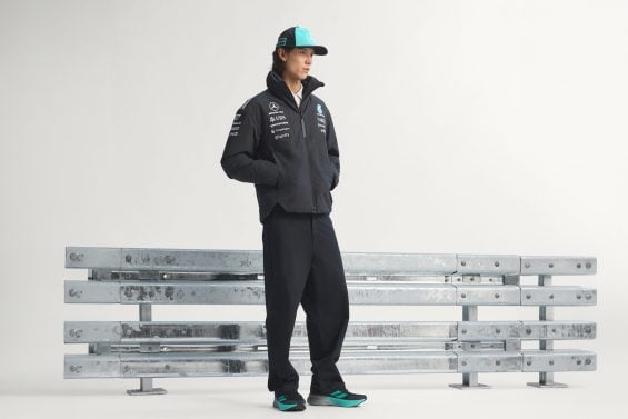 JAQUETA MERCEDES AMG PETRONAS F1 TEAM ENGINEERS Preto KE5552 HM4