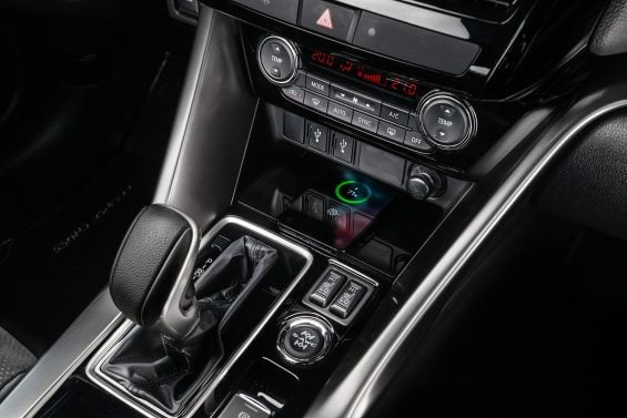 Mitsubishi Eclipse Cross Black 5