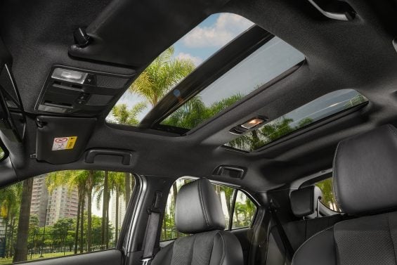 Mitsubishi Eclipse Cross Black 7
