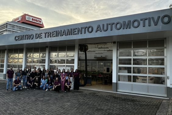 Curso de mecânica para mulheres da Bosch 1