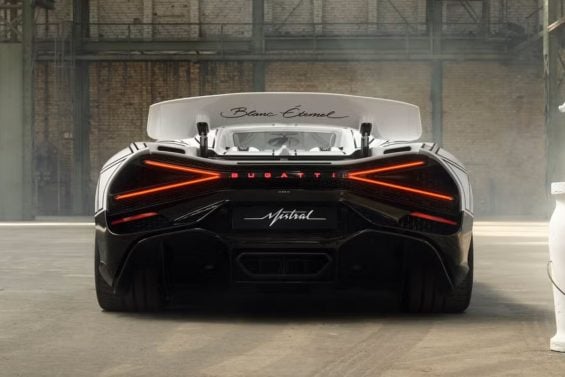 BUGATTI MISTRAL 3