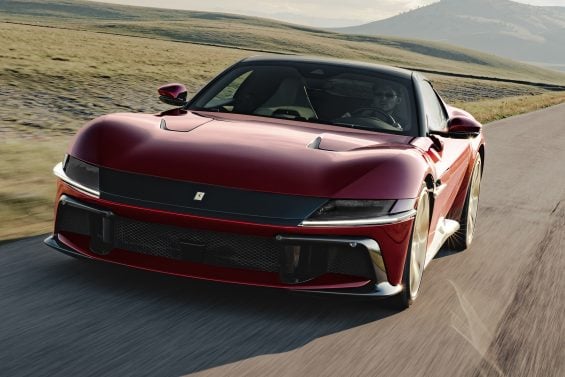 Ferrari 12Cilindri Manuale 4