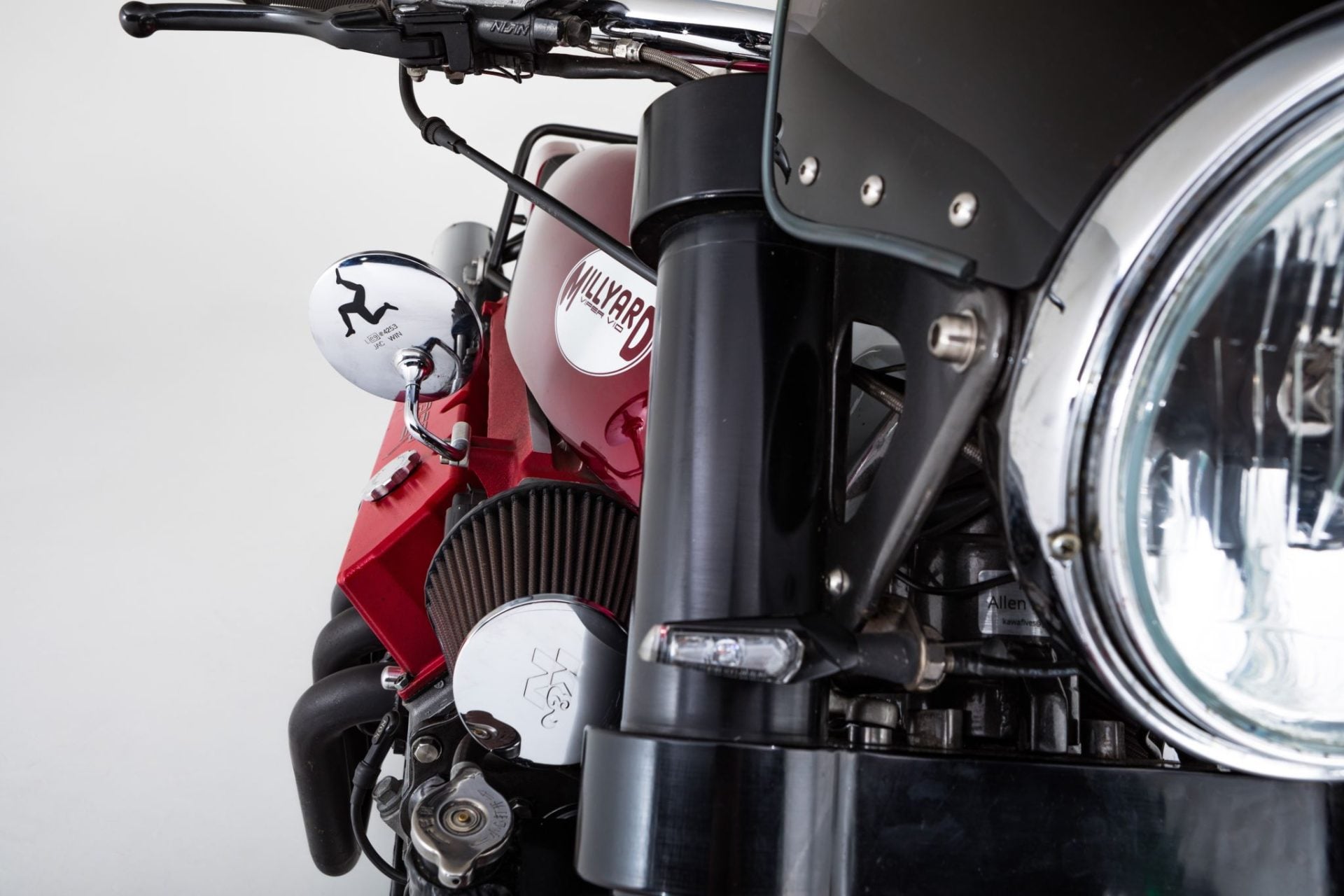 Moto com motor V10 Dodge Viper (9)