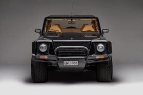 LAMBORGHINI LM002 1986 FRENTE PRETO