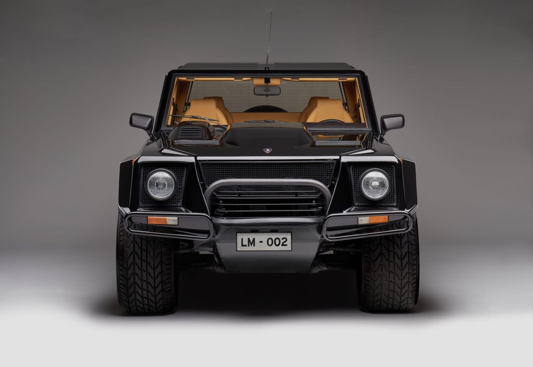 LAMBORGHINI LM002 1986 FRENTE PRETO