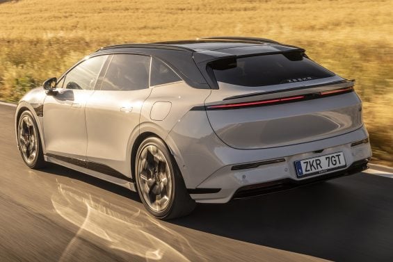 Zeekr 7 GT 3