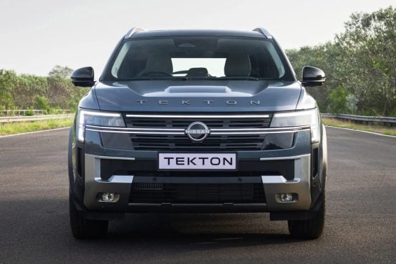 NISSAN TREKTON 3
