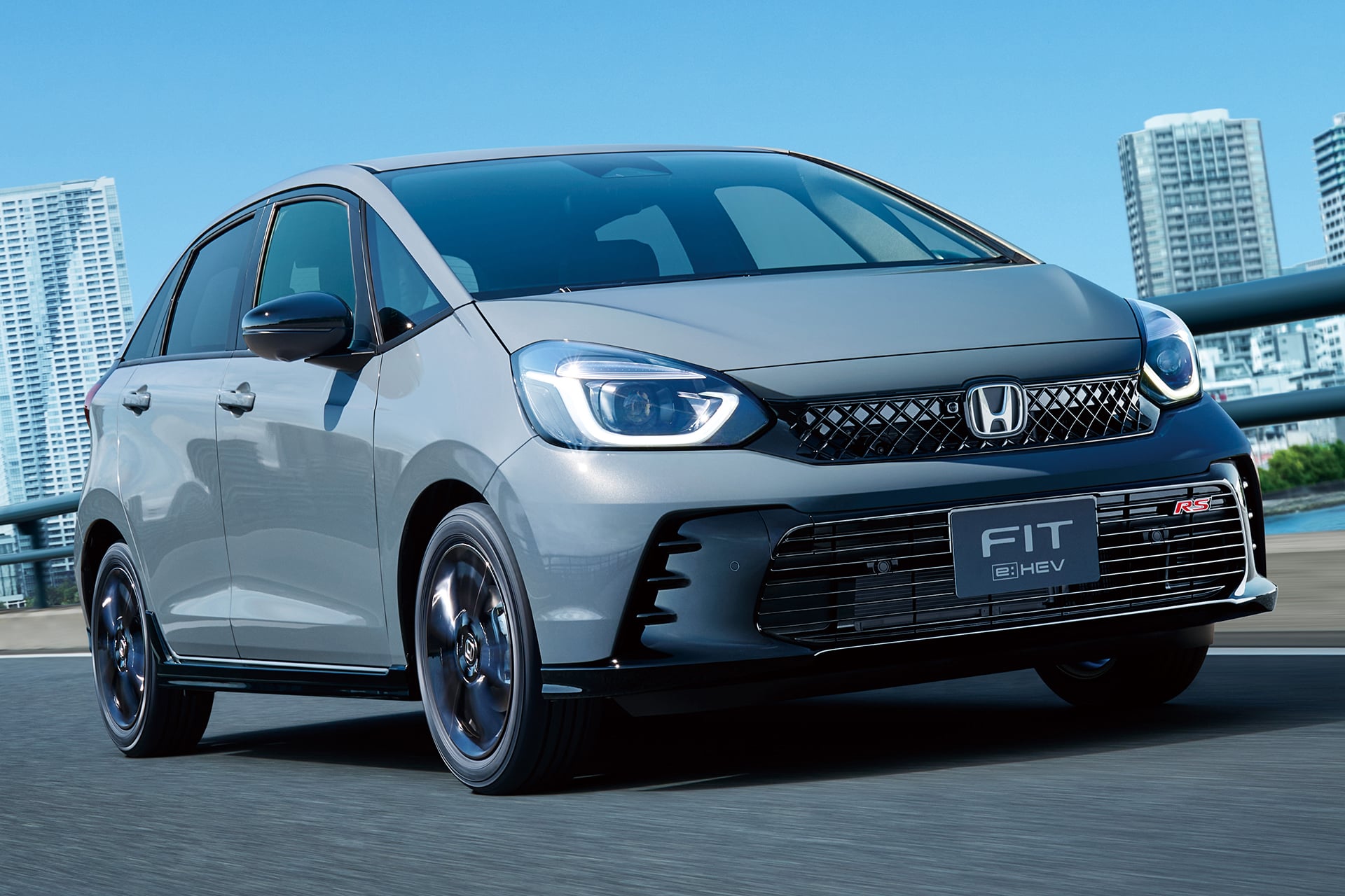 O Honda Fit segue vivo, ganha atualização e parte de R$ 56.000