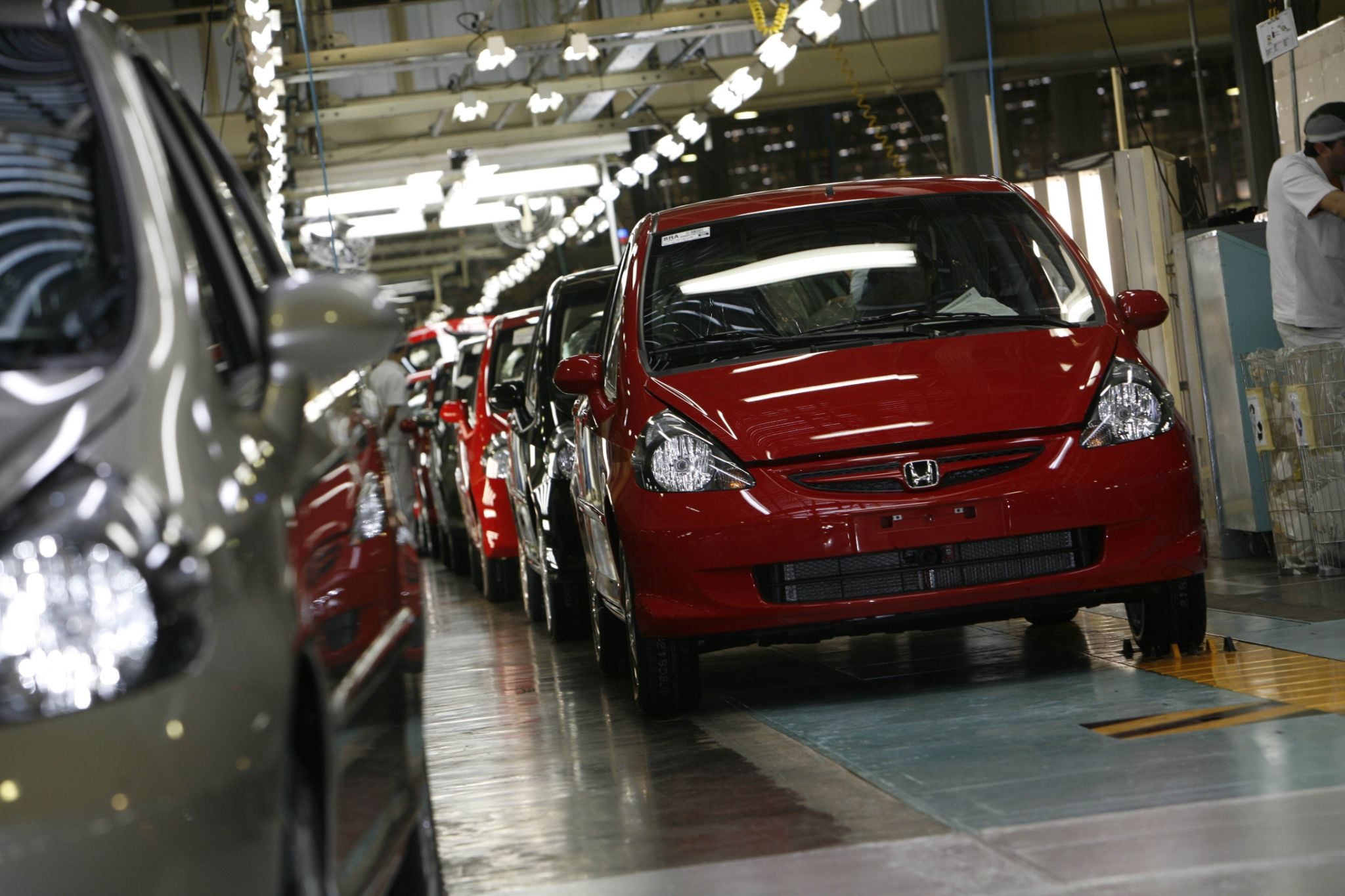 Honda Fit LX 1 4 2007 vermelho em linha de montagem fabrica sumaré sp