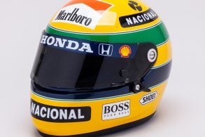 Capacete de Ayrton Senna leiloado na Inglaterra Foto Budds Divulgacao 8