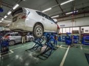 Bangkok,26/8/2519,,Car,Repair,And,Auto,Inspection,,Toyota,Service,Center,