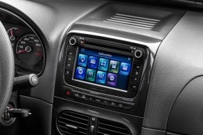 fiat strada adventure cd interior painel central multimídia com cd player