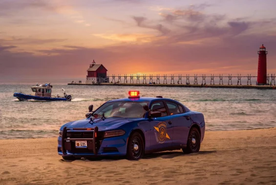 CARRO POLICIA MICHIGAN