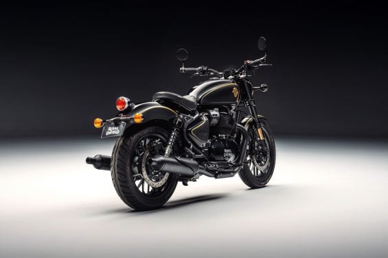 Royal Enfield Shotgun 650 x Rough (20)