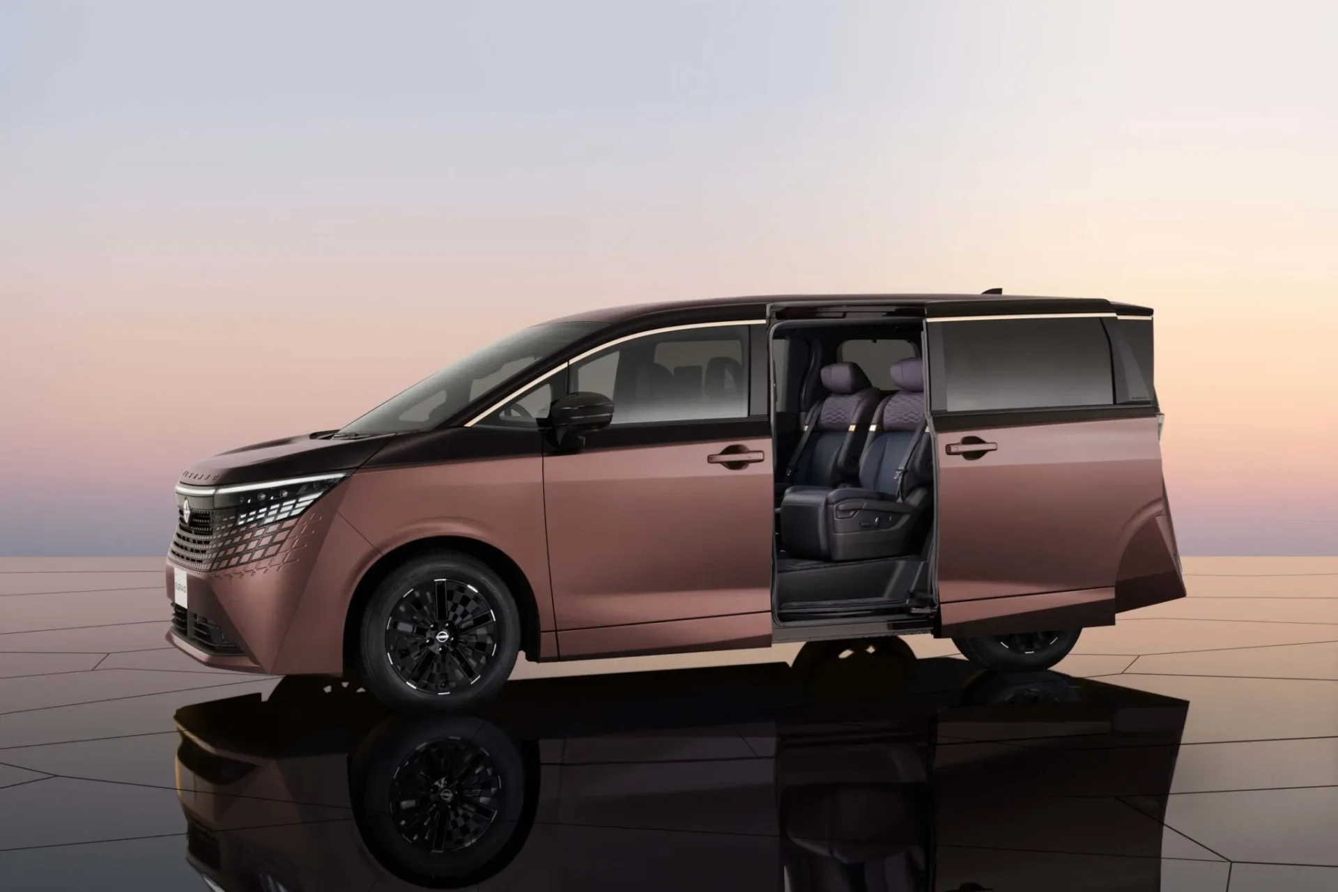 nissan-elgrand-7-1920x1280.webp